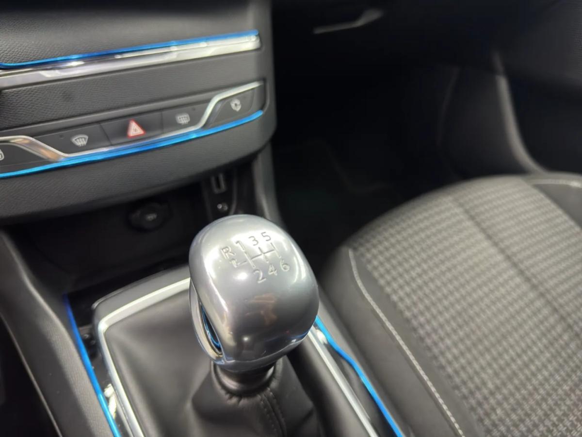 peugeot-308-sw-2017-diesel-1560cc