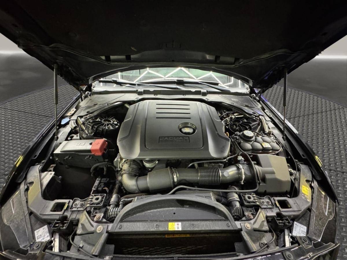 jaguar-xe-2016-diesel-1999cc