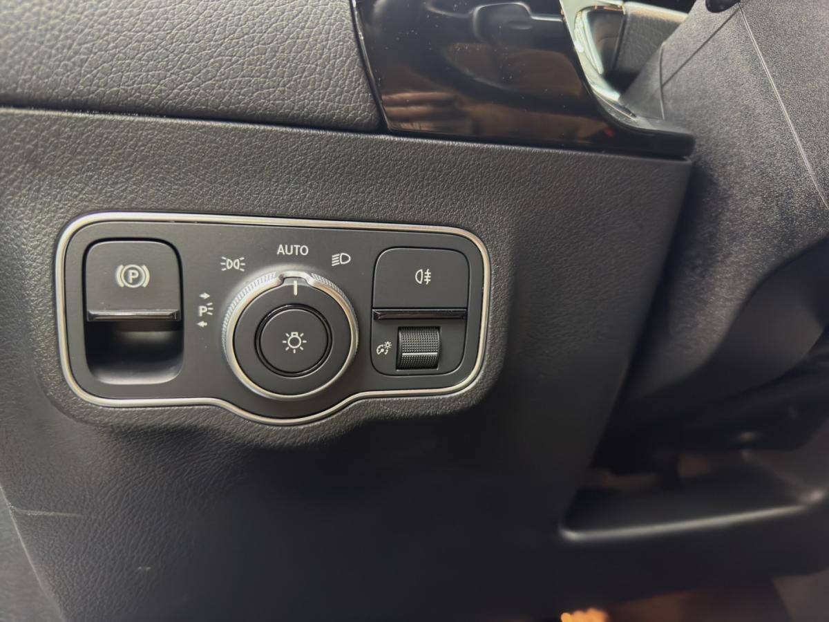 mercedes-benz-eqa-2022-eletrico-0cc