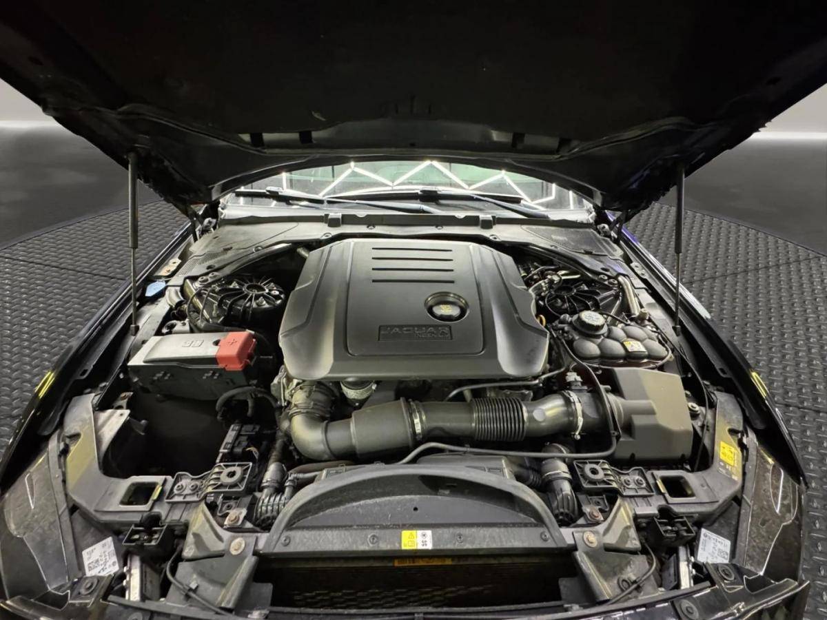 jaguar-xe-2016-diesel-1999cc