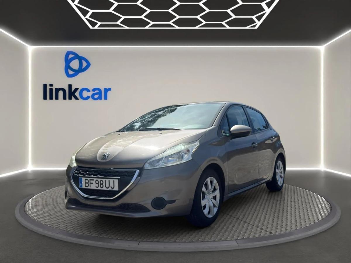 peugeot-208-2013-gasolina-999cc
