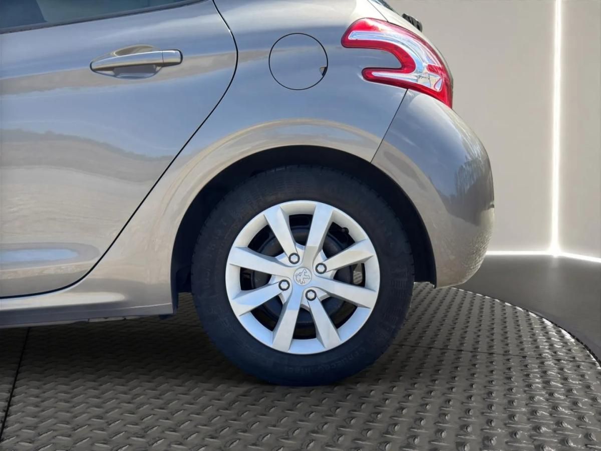 peugeot-208-2013-gasolina-999cc