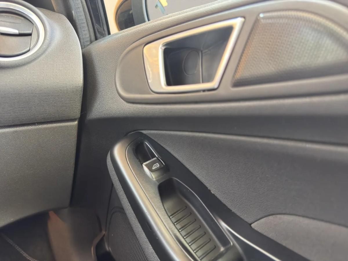 ford-fiesta-2016-gasolina-998cc