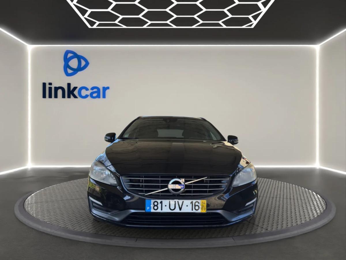 volvo-v60-2014-diesel-1560cc