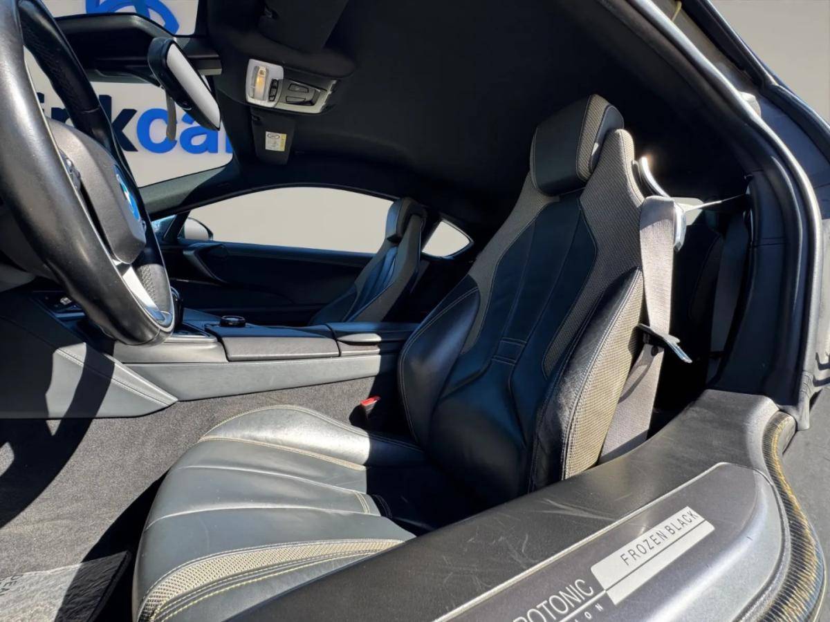 bmw-i8-2017-hibrido-1499cc