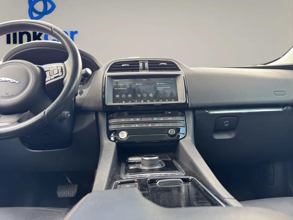 jaguar-f-pace-2016-diesel-1999cc