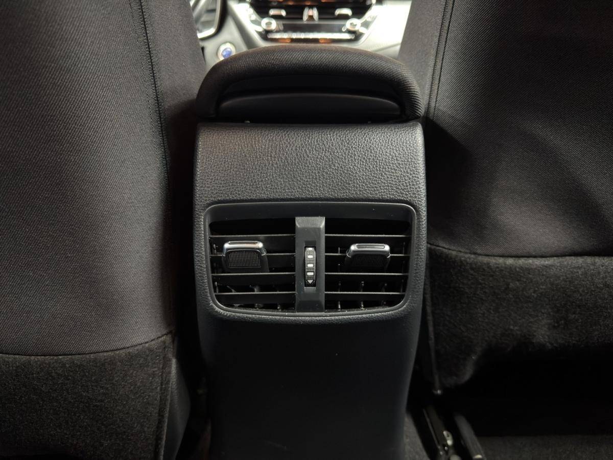 toyota-corolla-2022-hibrido-1798cc