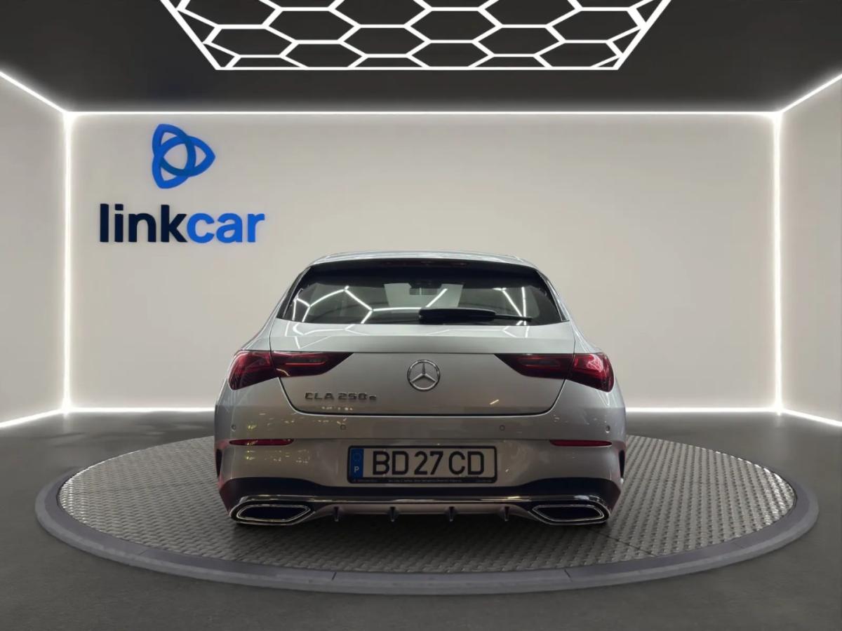 mercedes-benz-cla-2023-hibrido-1332cc