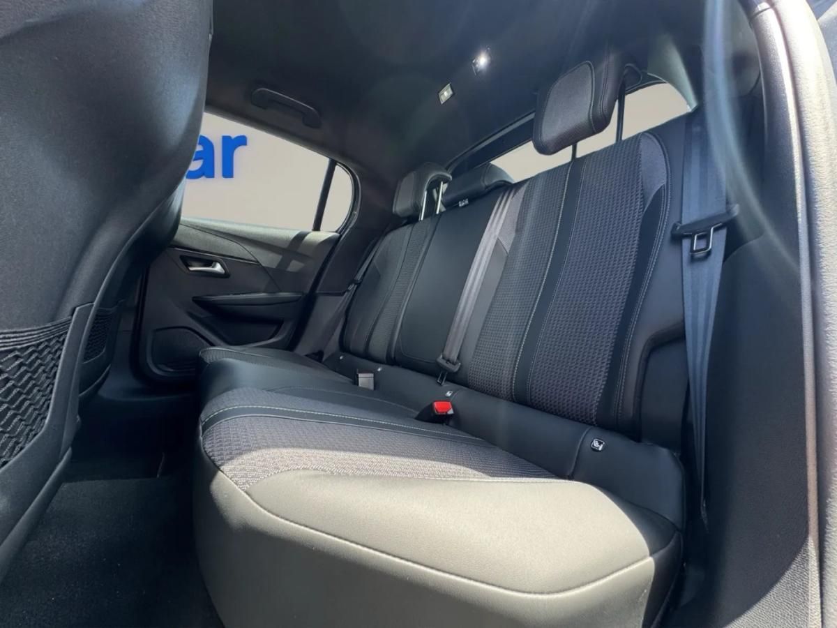 peugeot-208-2023-gasolina-1199cc