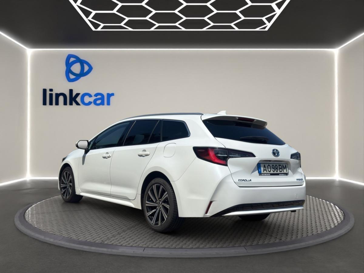toyota-corolla-2022-hibrido-1798cc