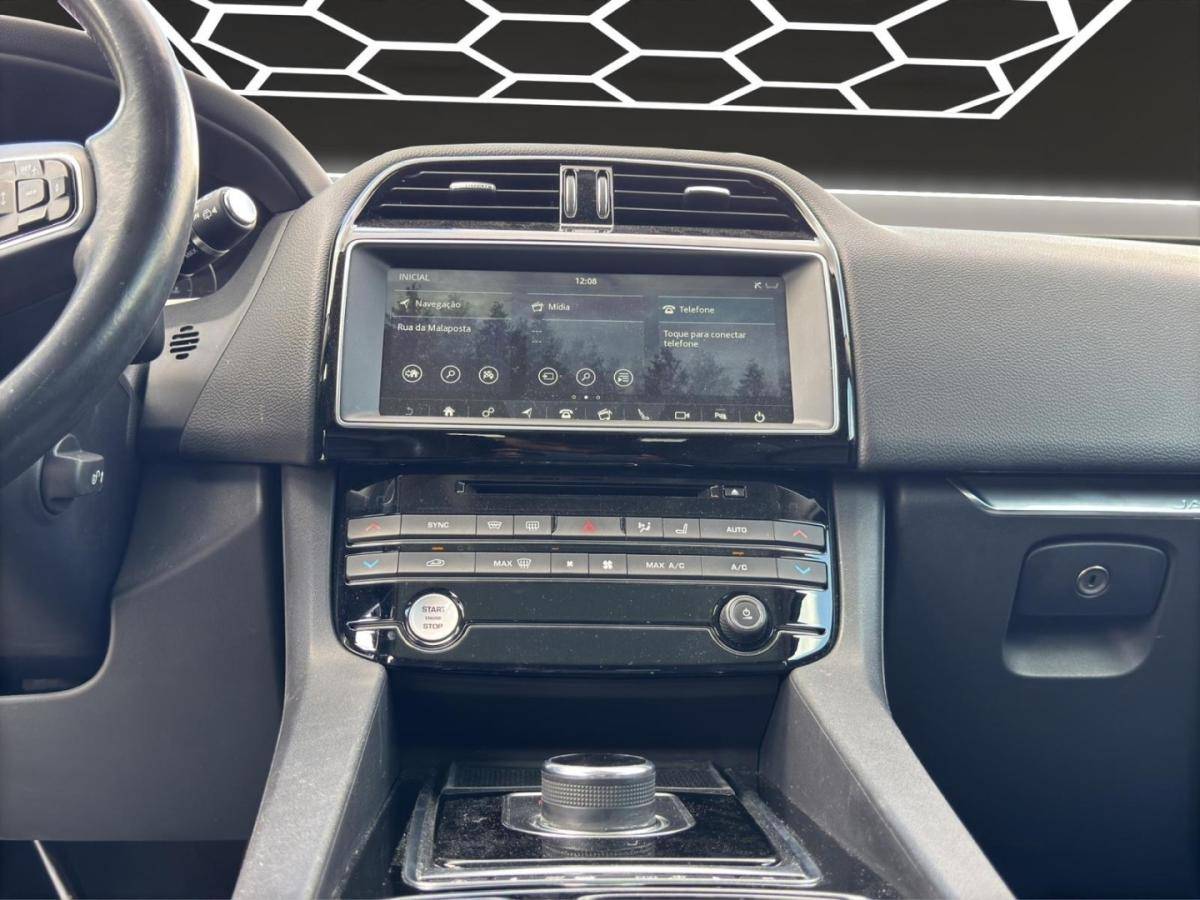jaguar-f-pace-2016-diesel-1999cc