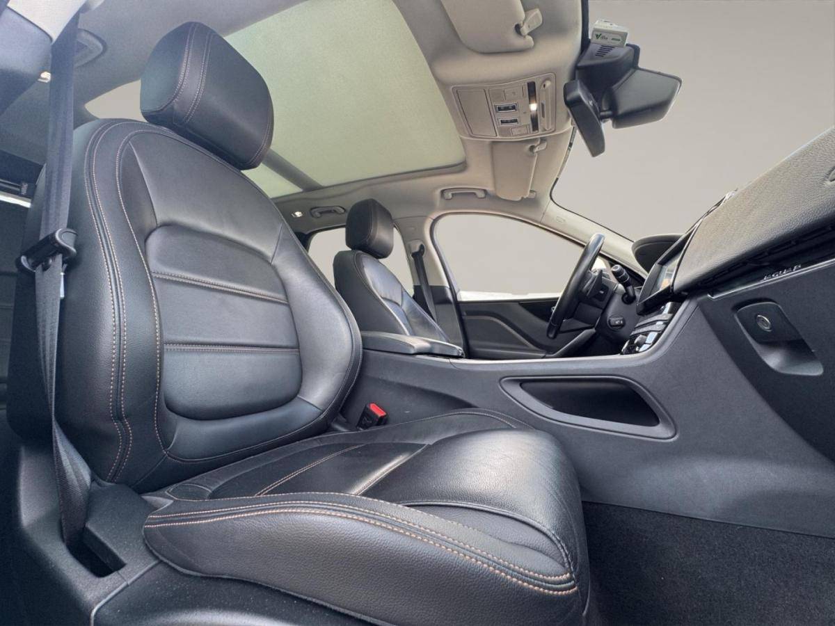 jaguar-f-pace-2016-diesel-1999cc