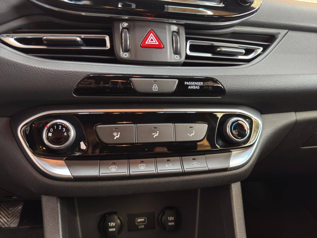 hyundai-i30-sw-2021-gasolina-998cc
