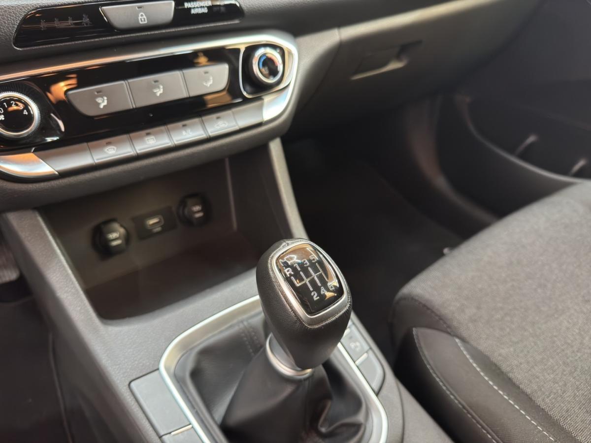 hyundai-i30-sw-2021-gasolina-998cc