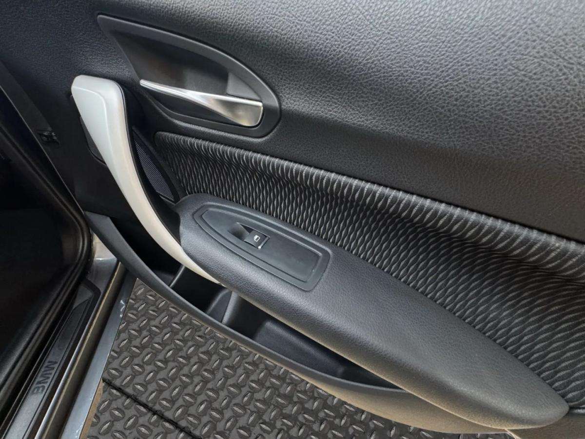 bmw-serie-1-2019-diesel-1496cc