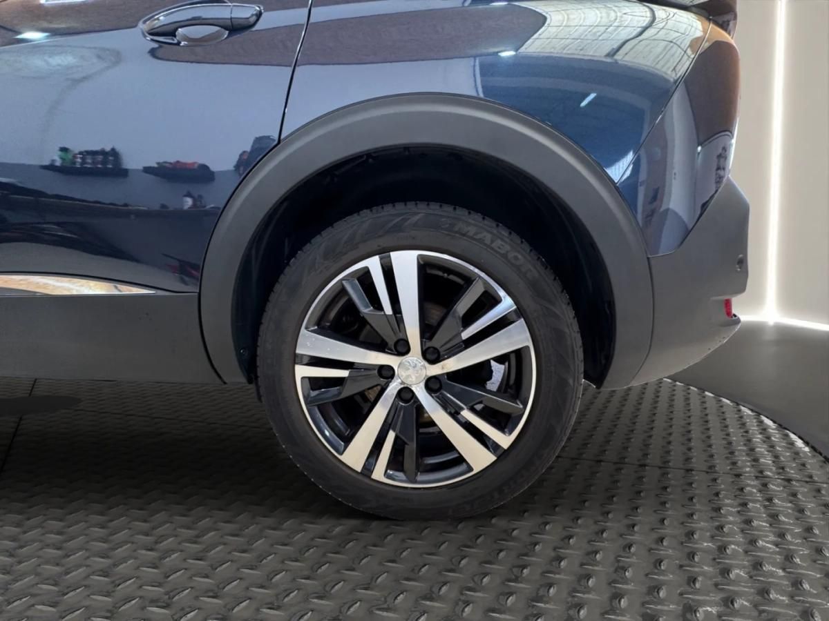 peugeot-5008-2021-gasolina-1199cc