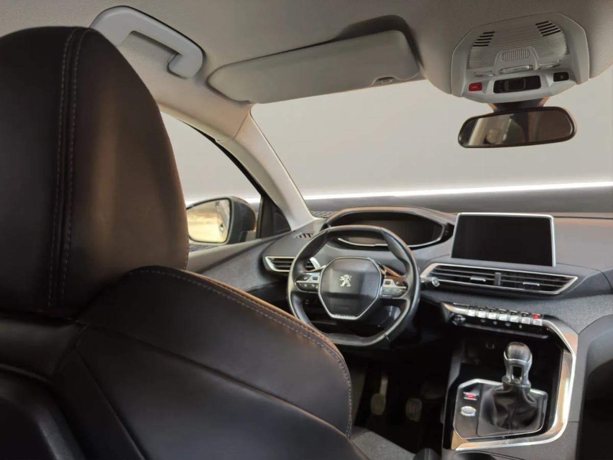peugeot-5008-2021-gasolina-1199cc