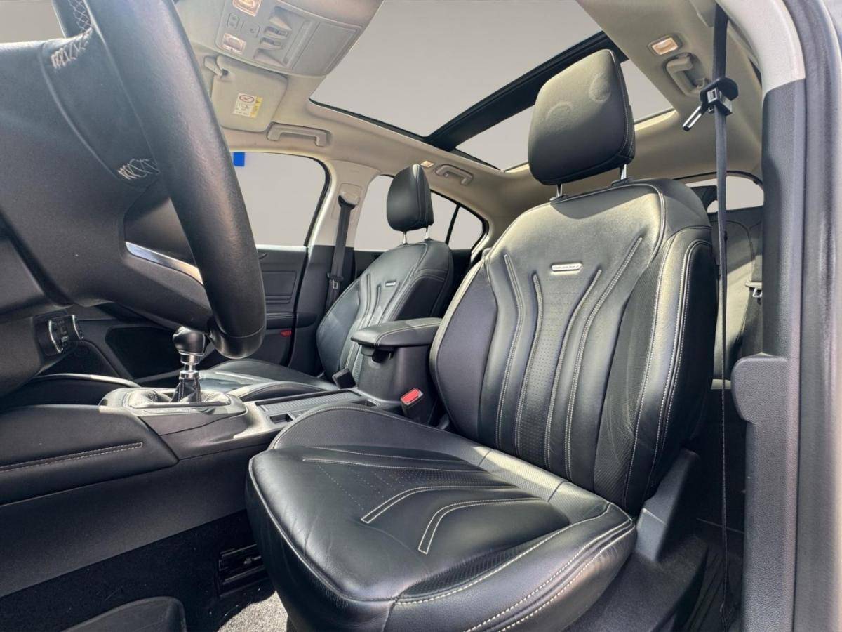 ford-focus-2020-gasolina-1499cc