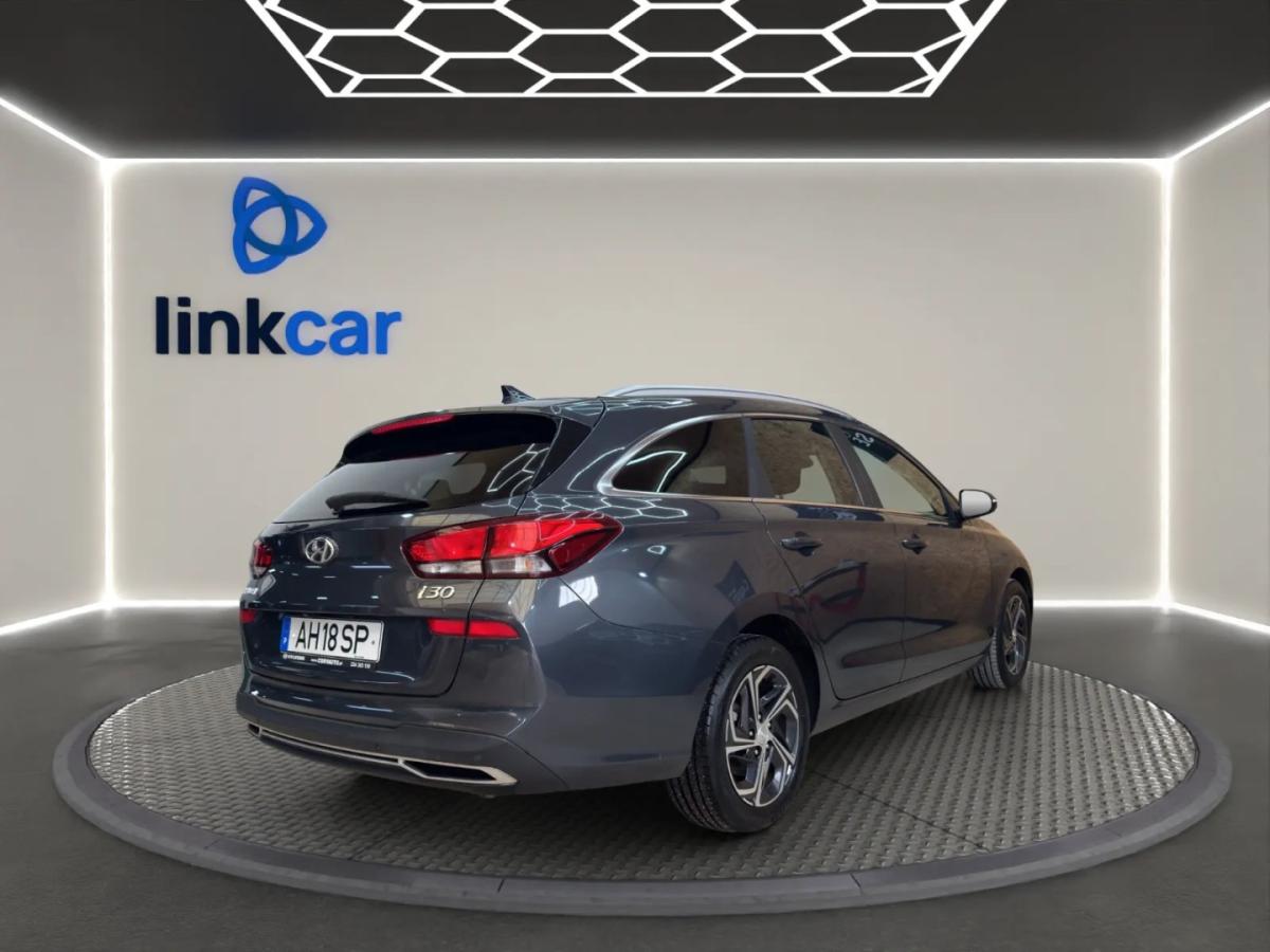 hyundai-i30-sw-2021-gasolina-998cc