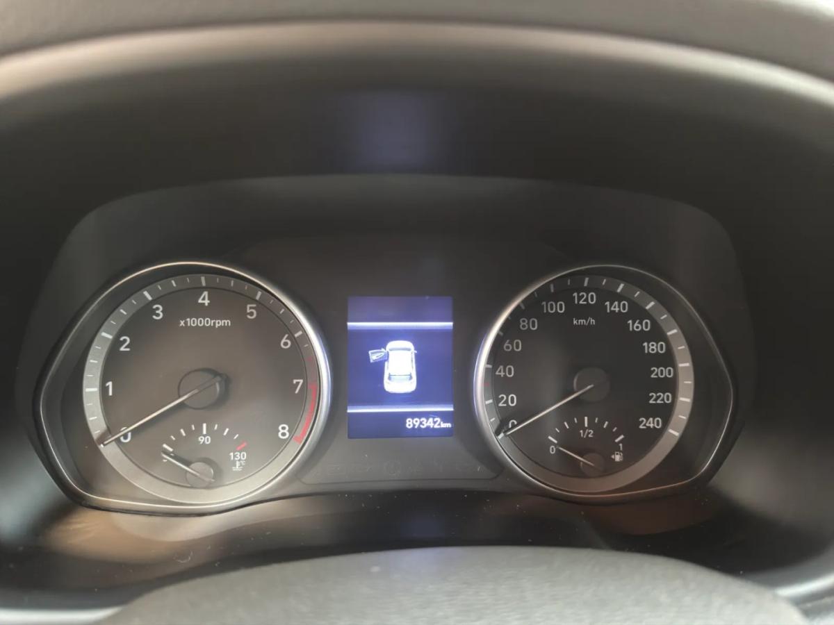 hyundai-i30-sw-2021-gasolina-998cc