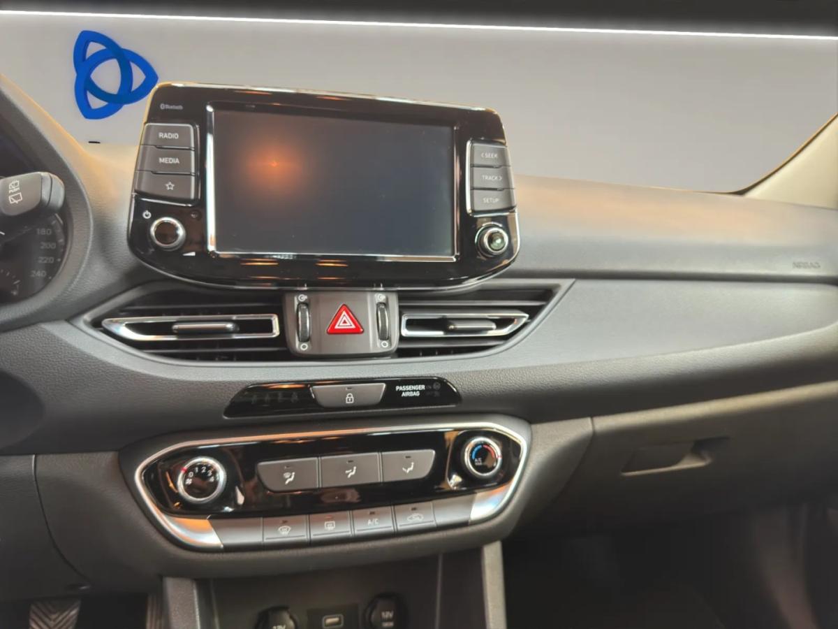 hyundai-i30-sw-2021-gasolina-998cc