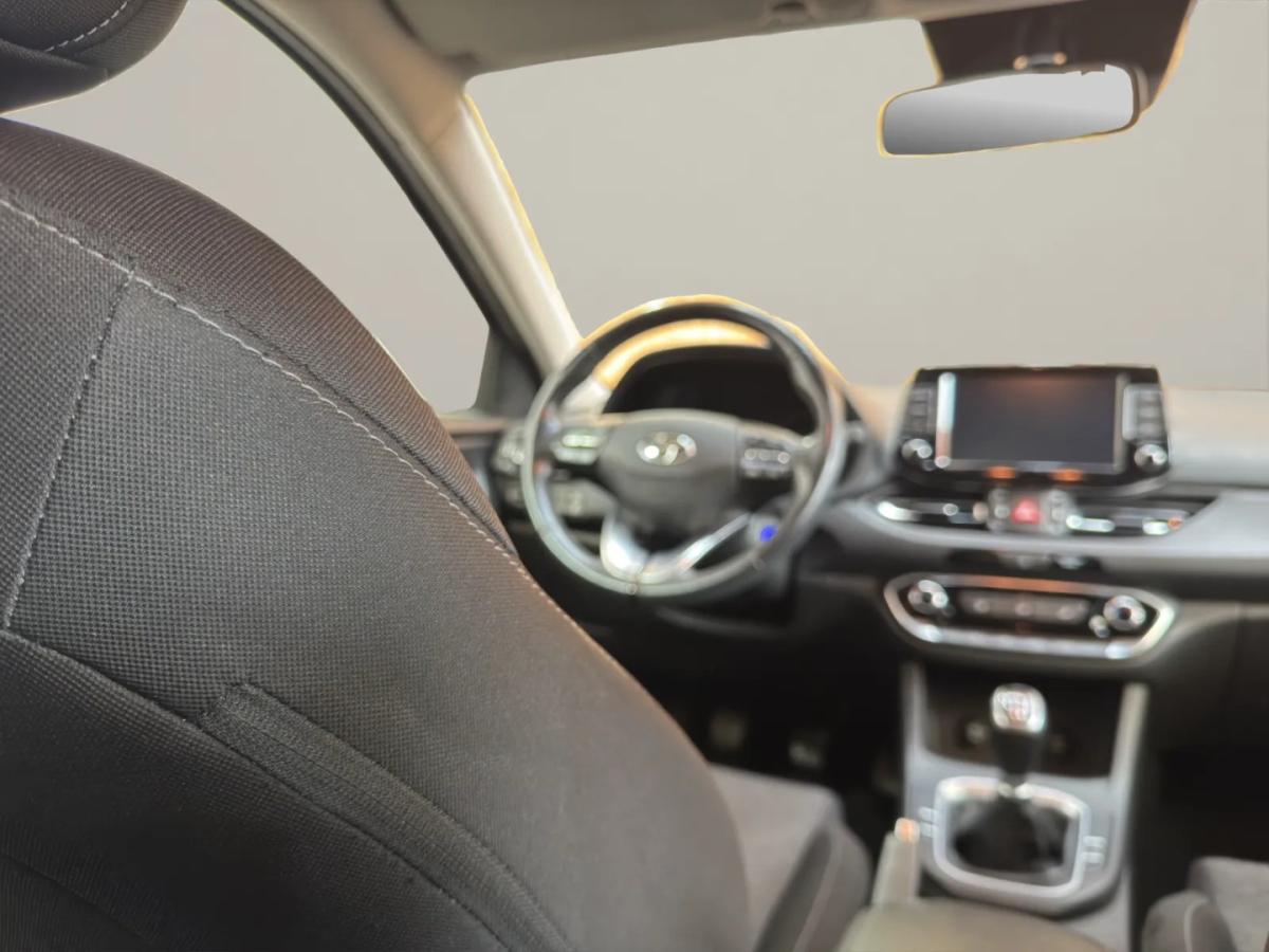 hyundai-i30-sw-2021-gasolina-998cc