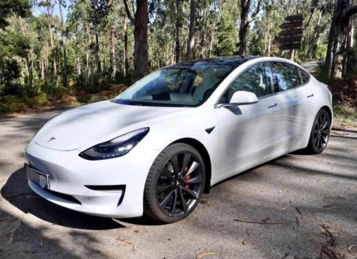 tesla-model-3-performance-2020-eletrico