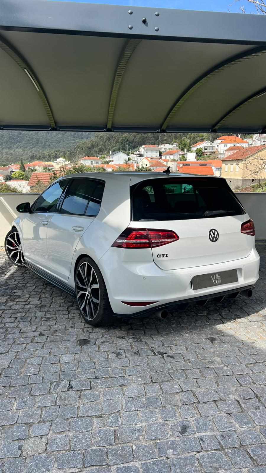 volkswagen-golf-gti-performance-2013-gasolina-1984cc
