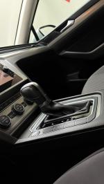 volkswagen-passat-variant-2018-diesel-1598cc