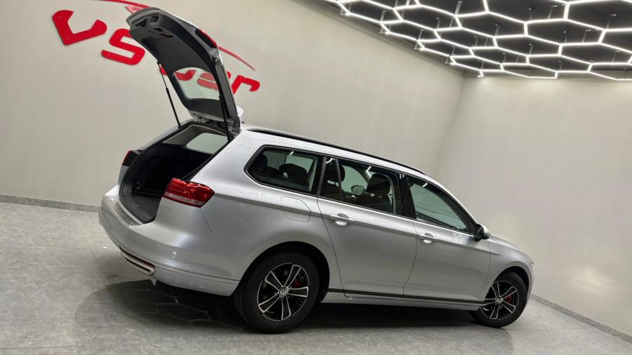 volkswagen-passat-variant-2018-diesel-1598cc