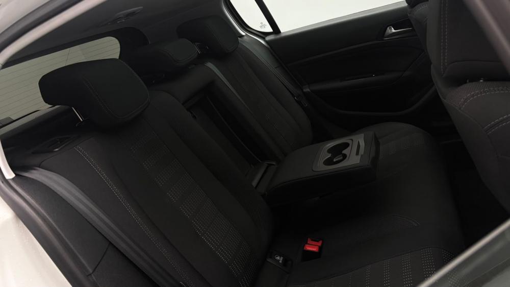 peugeot-308-2017-diesel-1560cc