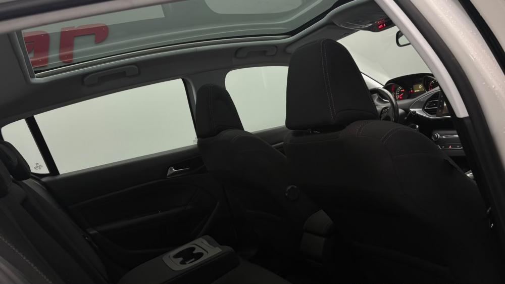 peugeot-308-2017-diesel-1560cc