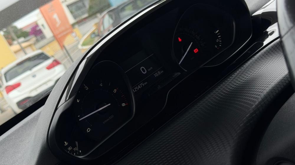 peugeot-208-2018-diesel-1560cc