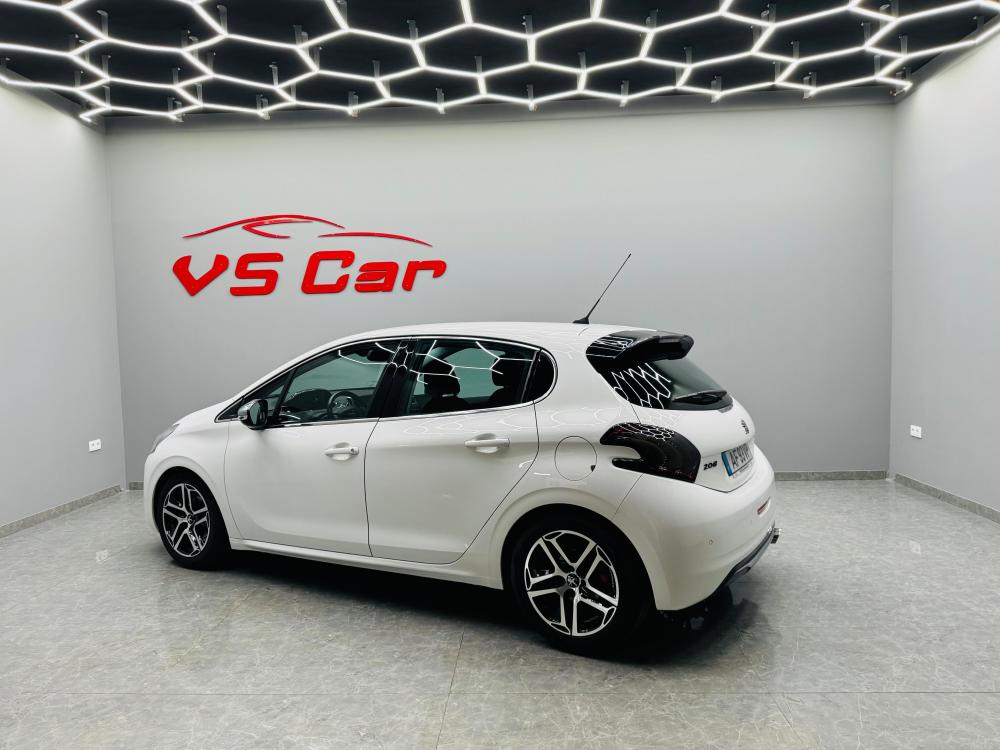 peugeot-208-2018-diesel-1560cc