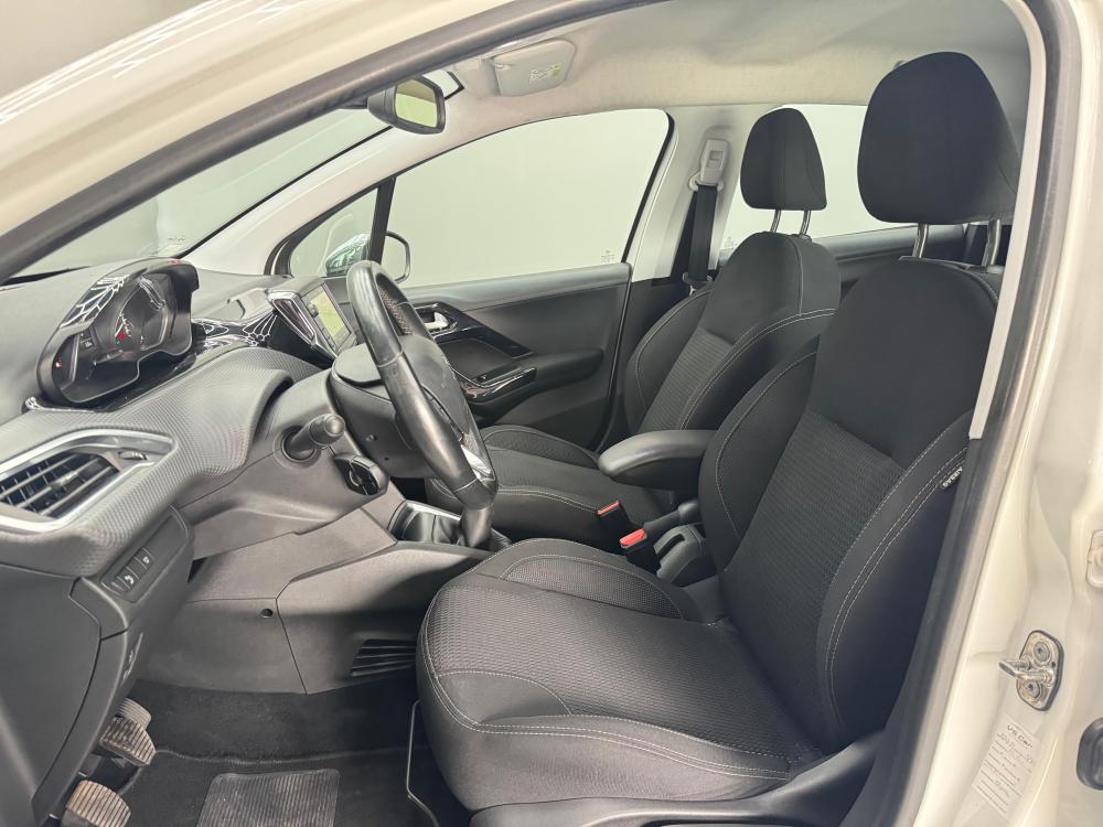 peugeot-208-2018-diesel-1560cc