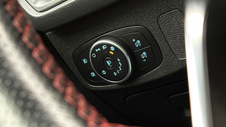 ford-focus-2018-diesel-1499cc