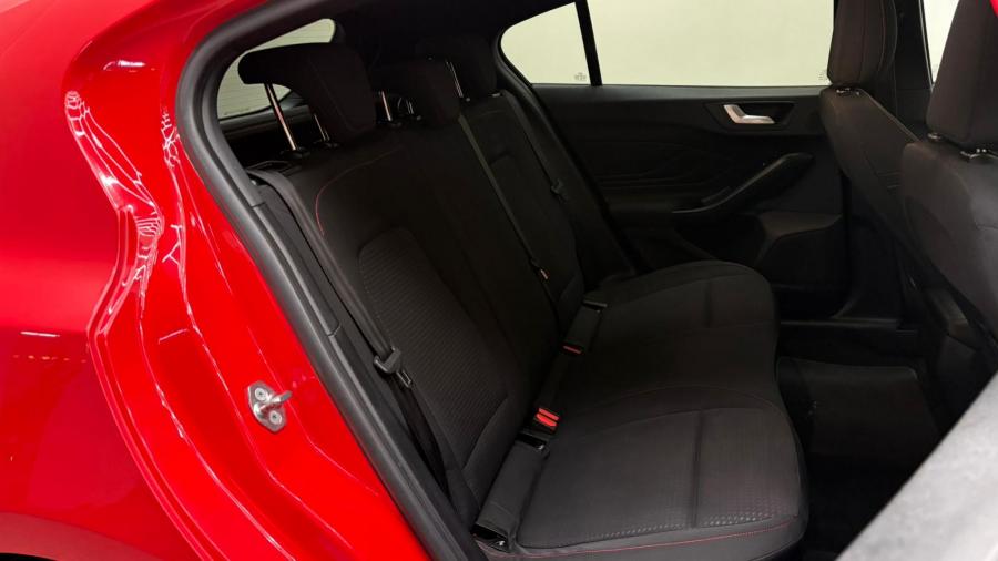 ford-focus-2018-diesel-1499cc