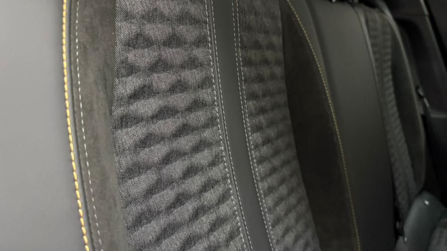 peugeot-2008-2021-gasolina-1199cc