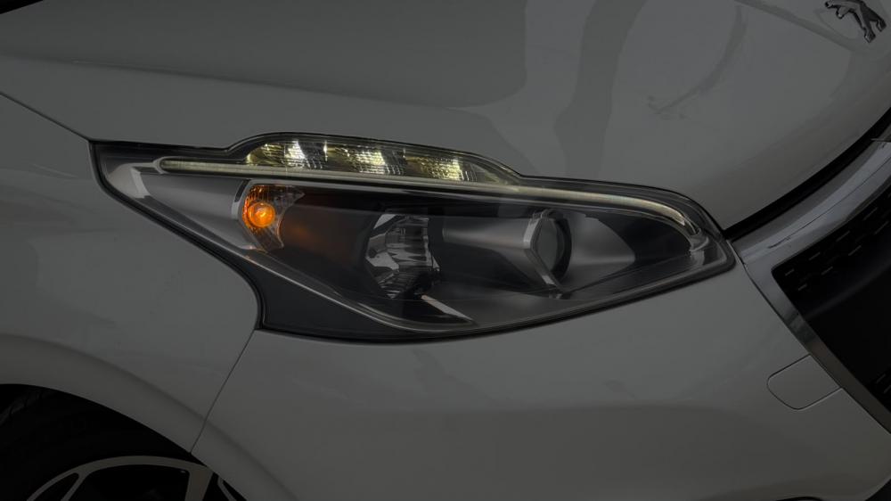 peugeot-208-2018-diesel-1560cc