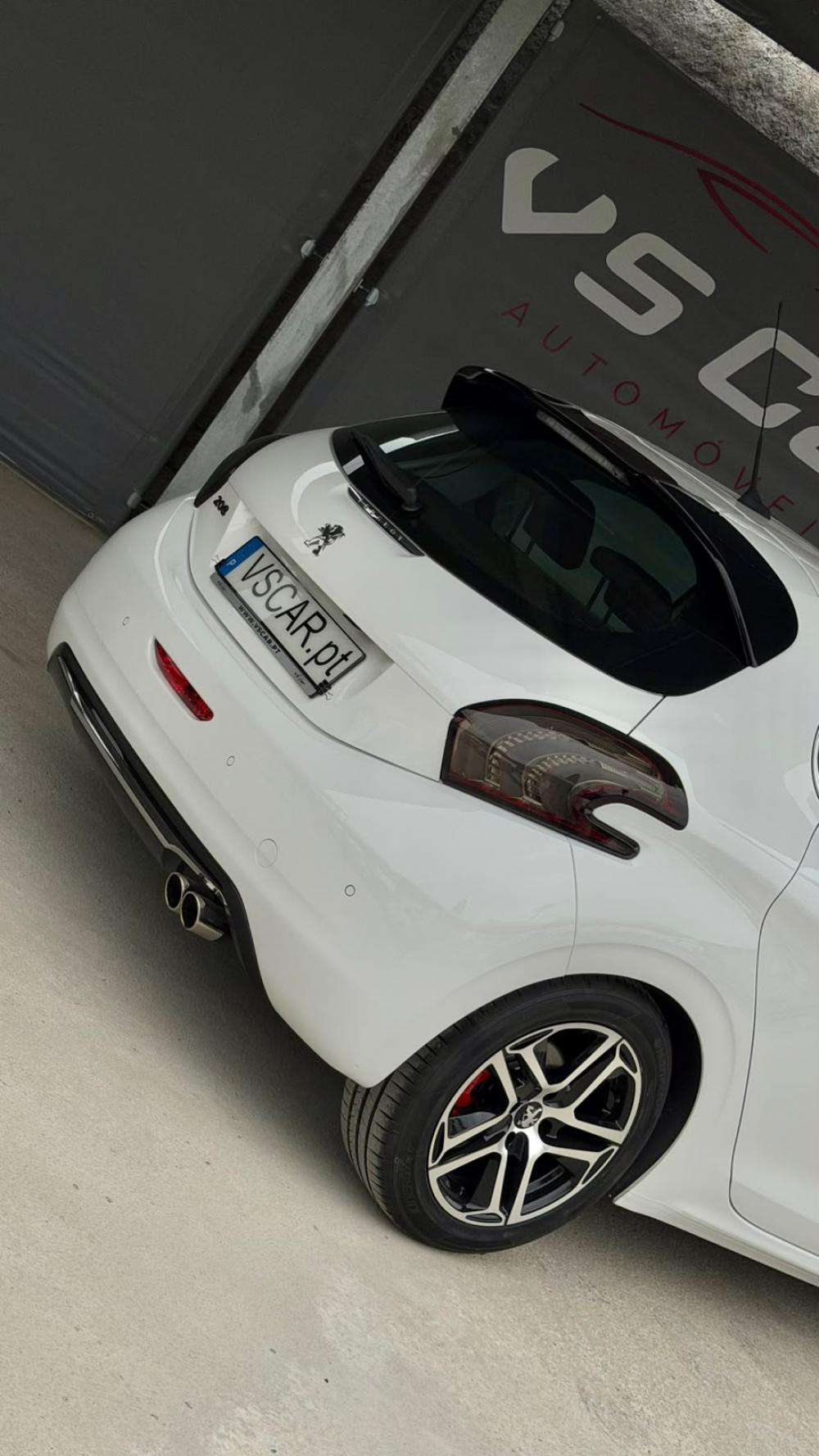peugeot-208-2018-diesel-1560cc