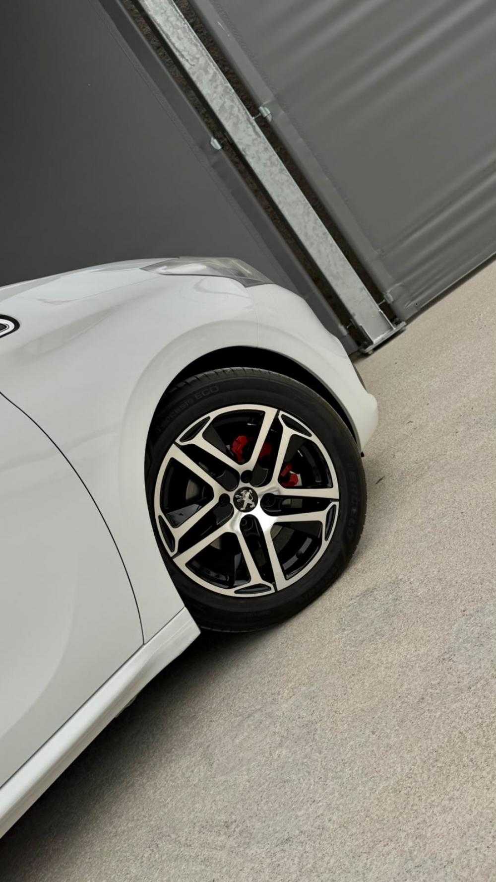 peugeot-208-2018-diesel-1560cc