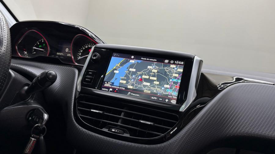 peugeot-2008-2018-gasolina-1199cc