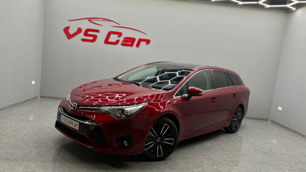toyota-auris-touring-sports-2017-diesel-1995cc
