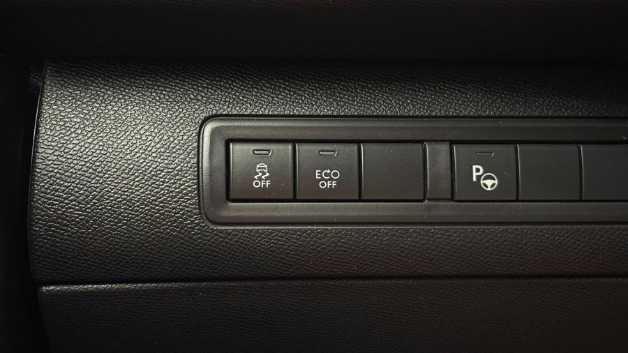 peugeot-308-sw-2016-diesel-1560cc