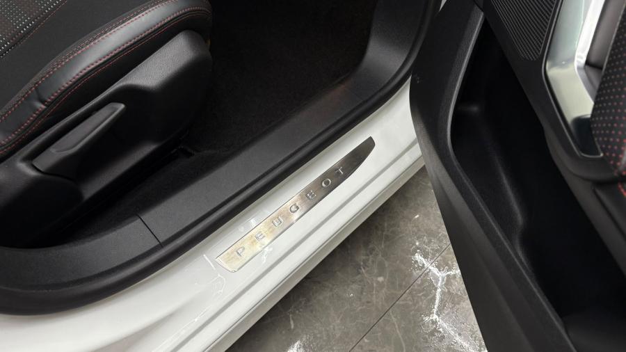 peugeot-308-sw-2016-diesel-1560cc