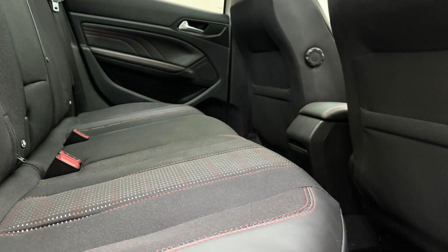 peugeot-308-sw-2016-diesel-1560cc
