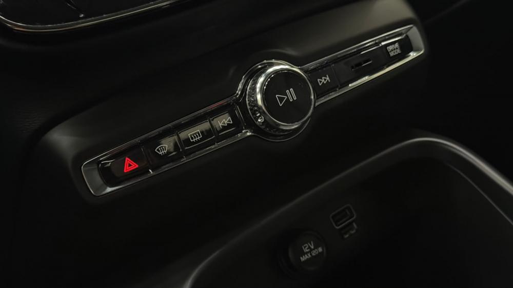 volvo-xc40-2018-diesel-1969cc