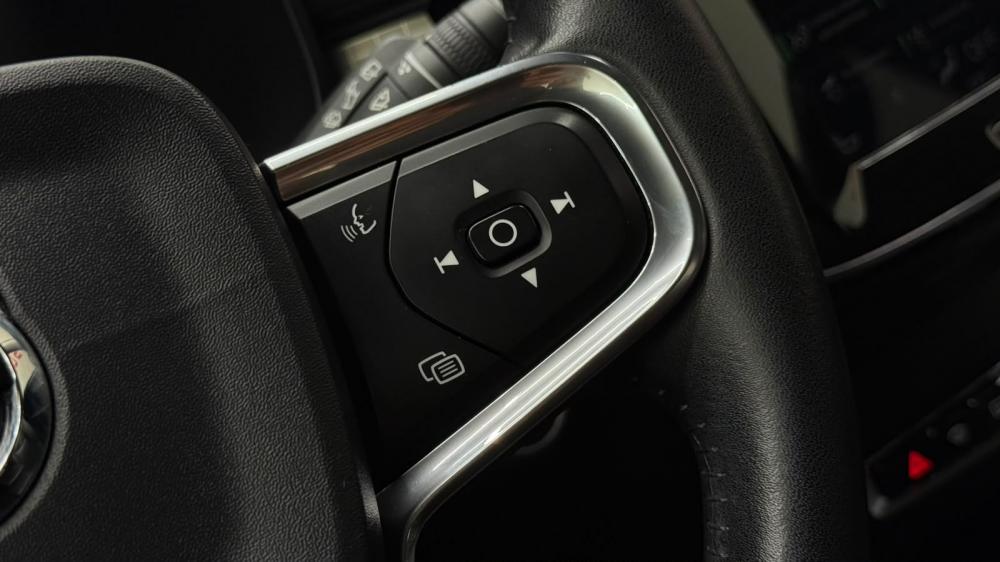 volvo-xc40-2018-diesel-1969cc