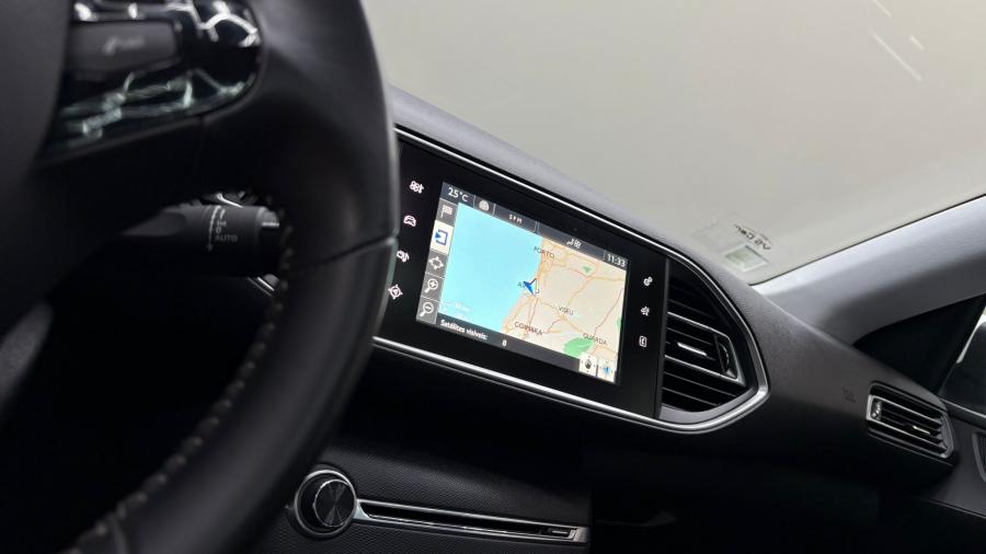 peugeot-308-sw-2015-diesel-1560cc