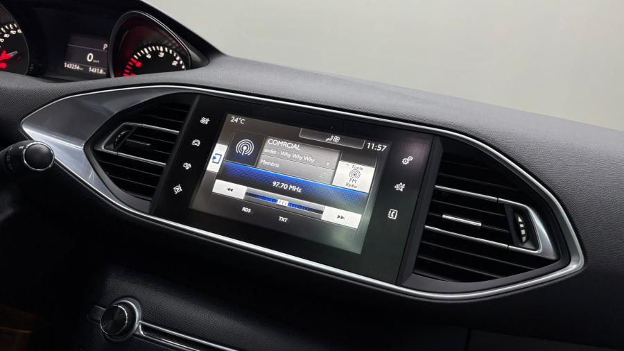 peugeot-308-sw-2015-diesel-1560cc